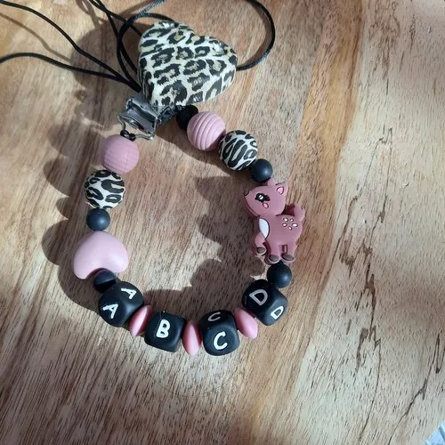 Attache sucette coeur et faon